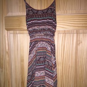 Women’s High-Low Dress- Excellent Condition